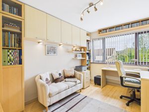 Snug/office- click for photo gallery